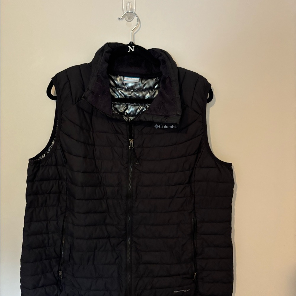 Columbia Women's Black Quilted Puffer Vest